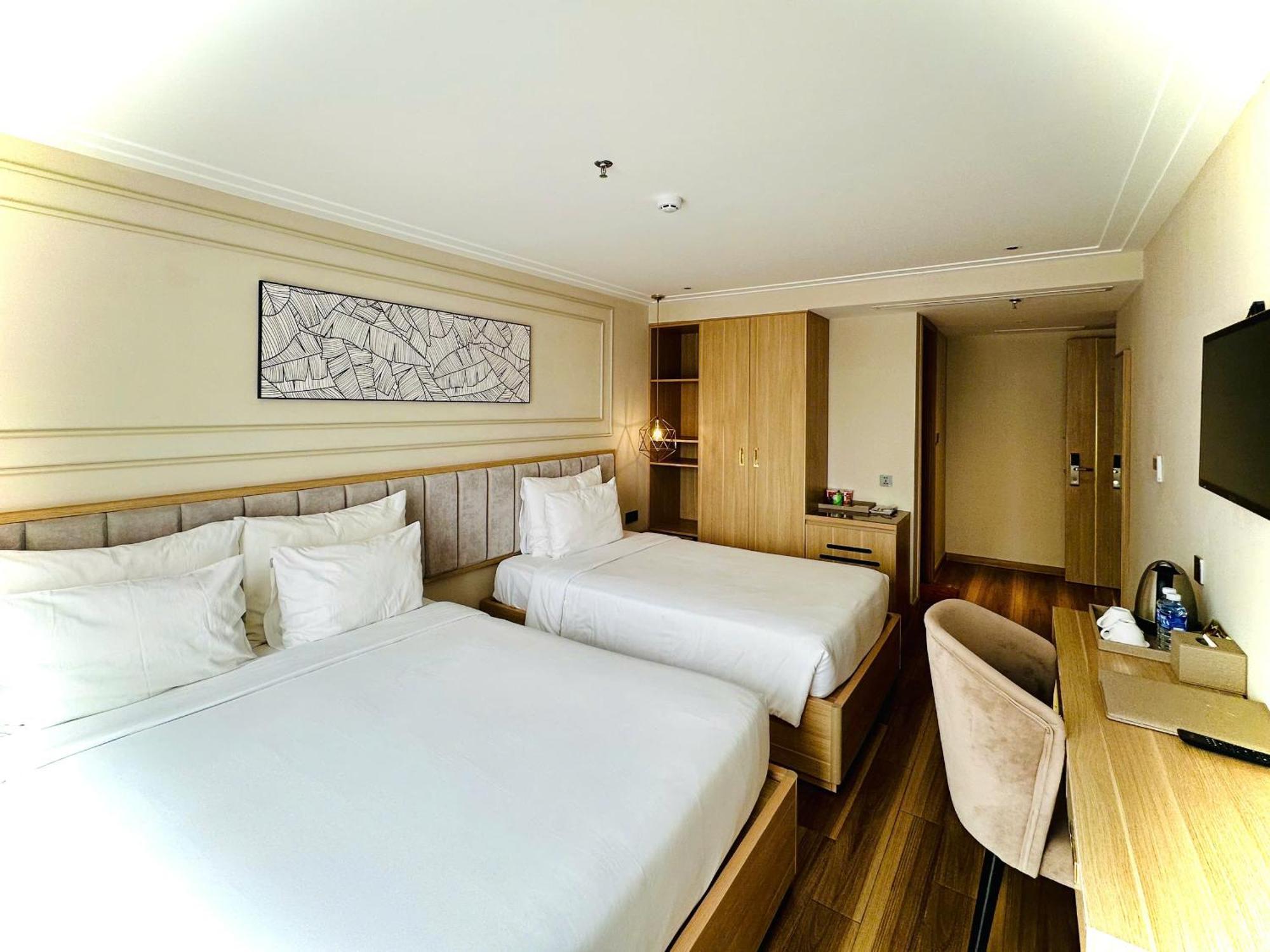 Adela Boutique Hotel - Infinity Pool Дананг Экстерьер фото